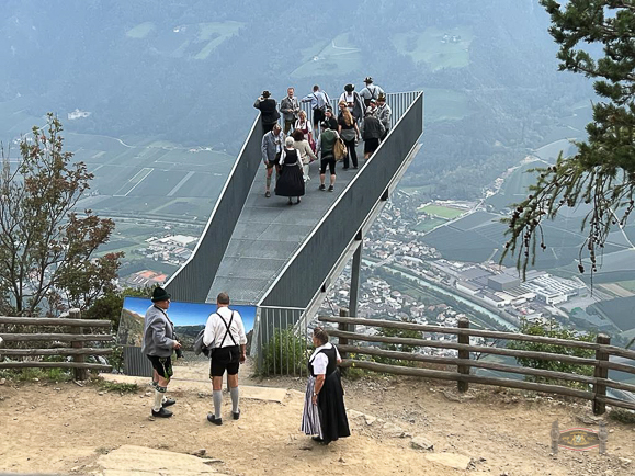 unterstell   saalachthaler auf der aussichtskanzel