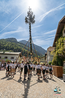 a7304023