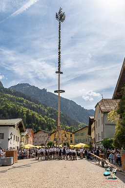 a7304047